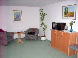 Wohnzimmer Appartement Abendsonne